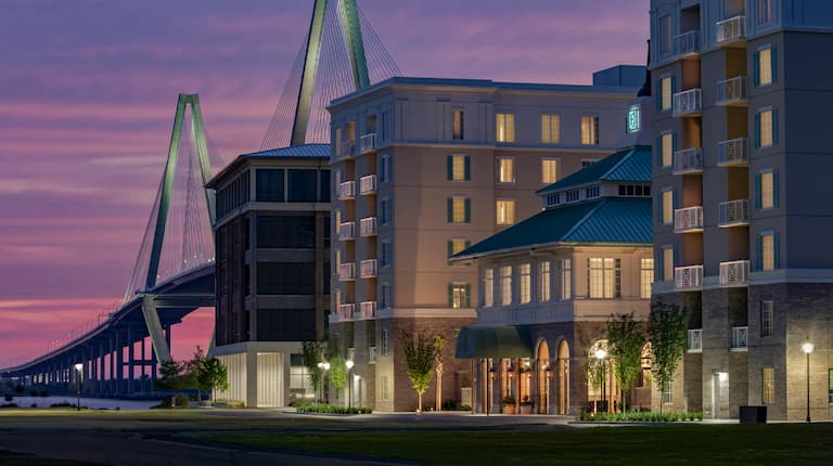 Embassy Suites by Hilton Charleston Harbor – Mt. Pleasant lit up at night